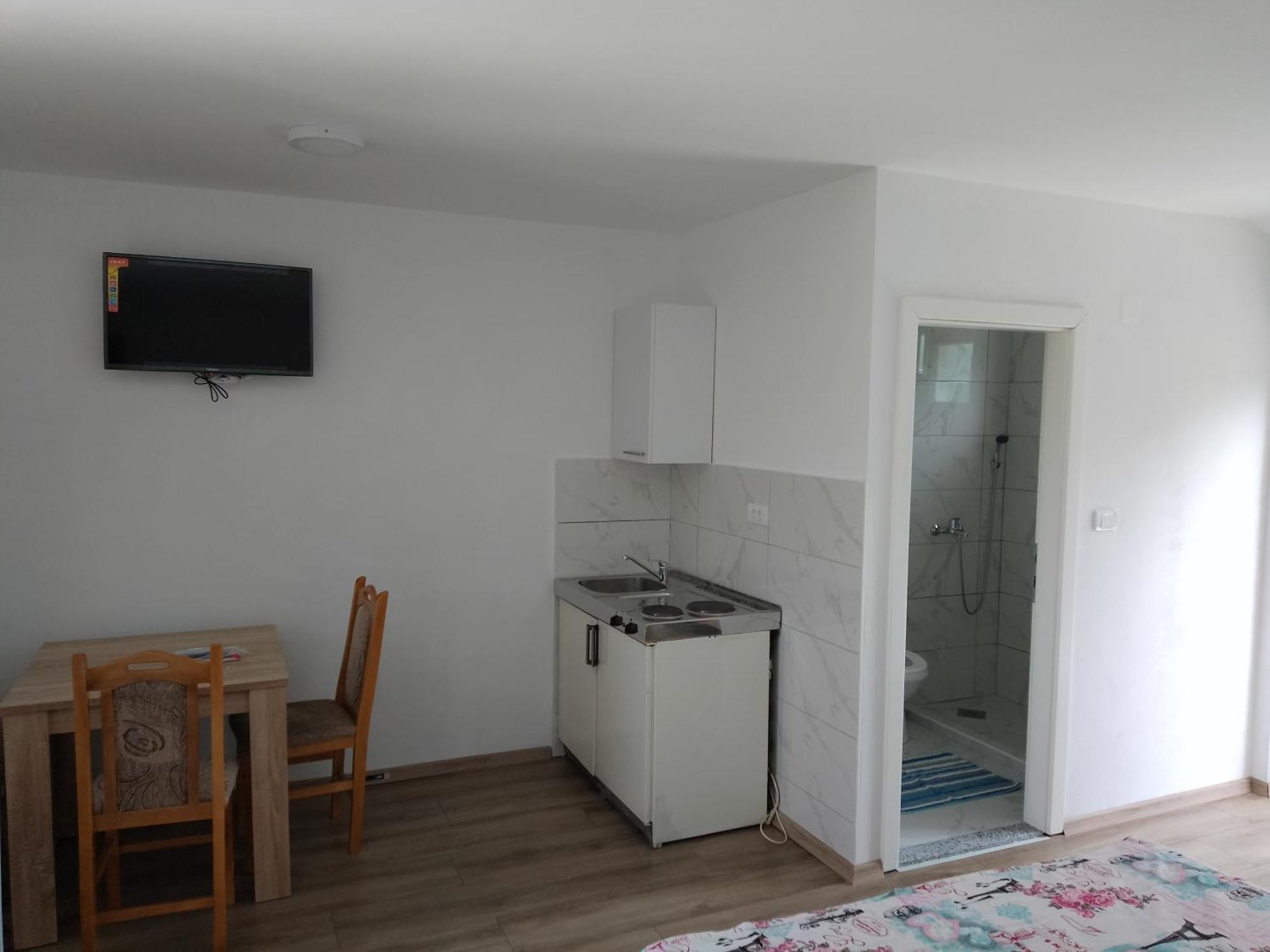 טרביניה Apartmani Matej מראה חיצוני תמונה